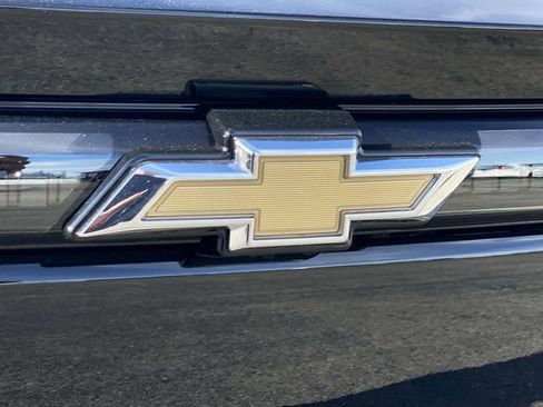 New 2026 Chevrolet Equinox EV LT FWD image 38