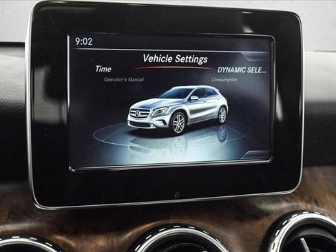 Used 2016 Mercedes-Benz GLA 250 4MATIC image 16