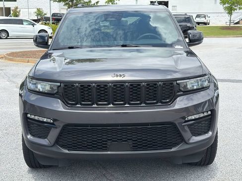 Used 2024 Jeep Grand Cherokee Limited w/ Black Appearance Package AWD/4WD image 2