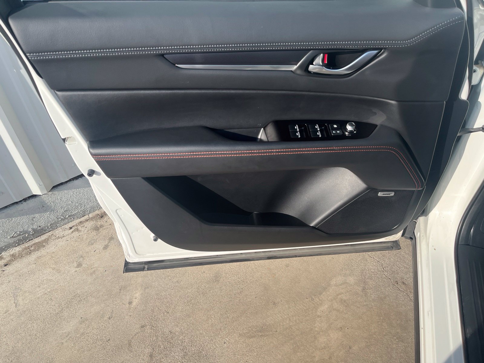 Certified 2024 MAZDA CX-5 Carbon Edition AWD/4WD image 11