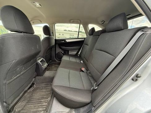 Used 2019 Subaru Outback 2.5i Premium AWD/4WD image 12