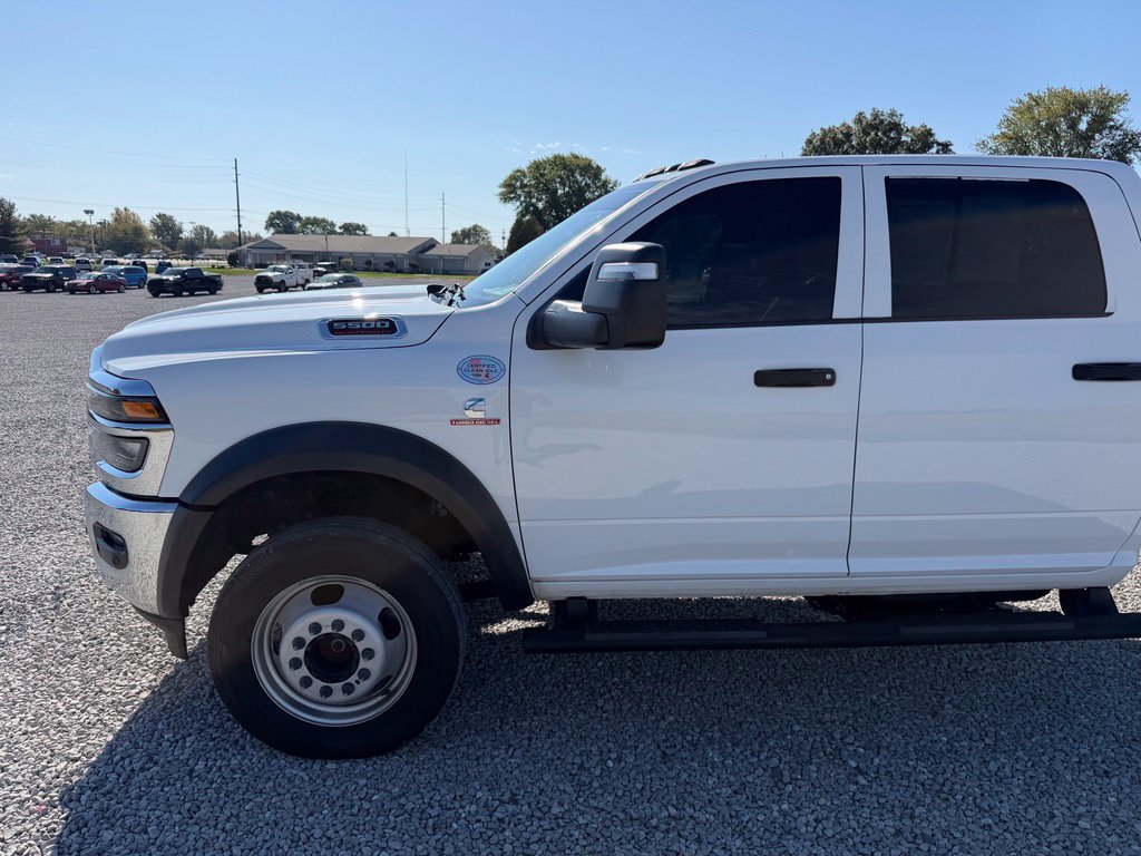 Used 2025 RAM 5500 Tradesman AWD/4WD image 25