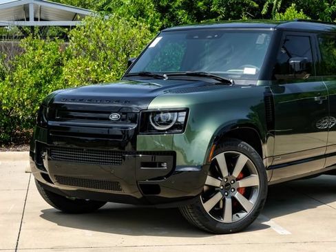New 2026 Land Rover Defender 110 X AWD/4WD image 6