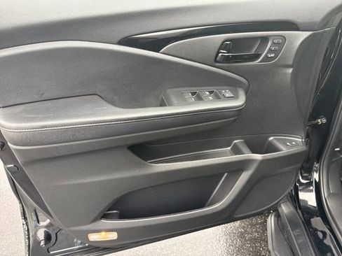 Used 2022 Honda Passport Elite image 9