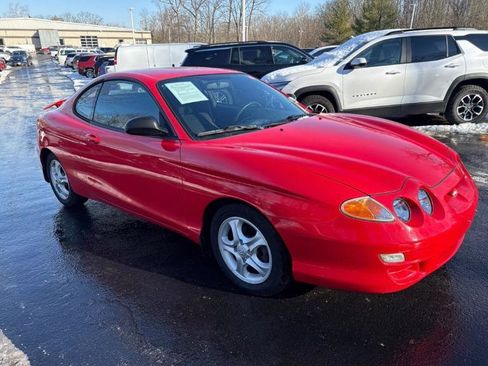 Used 2001 Hyundai Tiburon image 10