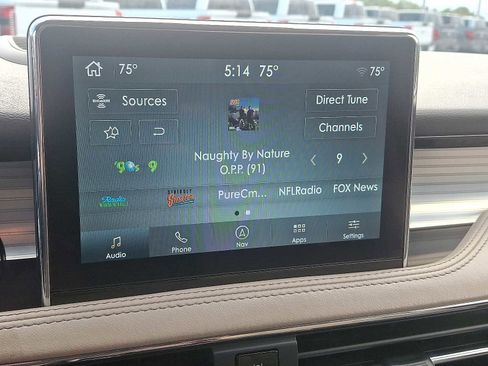 Used 2022 Lincoln Corsair Standard w/ Equipment Group 101A image 18