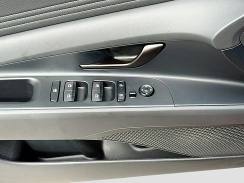 Certified 2026 Hyundai Elantra Sport FWD image 17