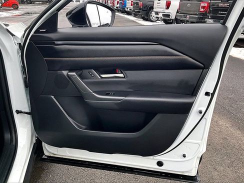 Used 2023 MAZDA CX-50 AWD 2.5 S w/ Premium Plus Pkg image 24