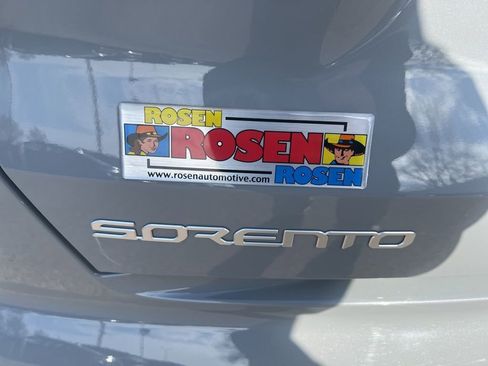 Certified 2023 Kia Sorento EX w/ Panoramic Sunroof Package image 30