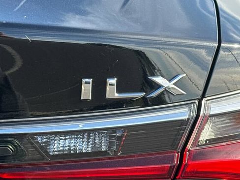 Used 2019 Acura ILX FWD image 25