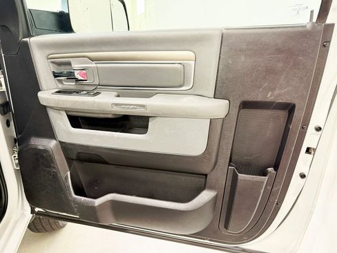 Used 2017 RAM 2500 Tradesman w/ Power & Remote Entry Group image 26