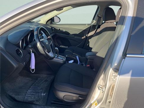 Used 2013 Chevrolet Cruze Eco image 8
