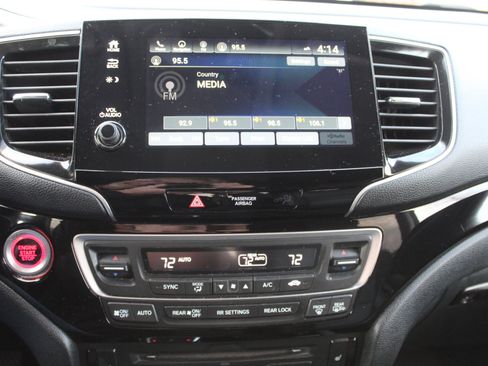 Used 2021 Honda Pilot Touring image 46