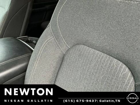 Used 2019 RAM 1500 Big Horn AWD/4WD image 7