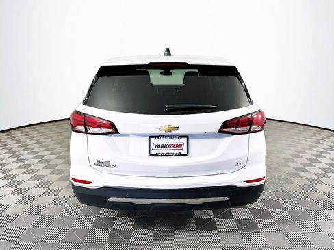 Used 2024 Chevrolet Equinox LT image 9