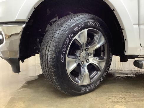 Used 2020 RAM 1500 Laramie AWD/4WD image 26
