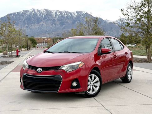 Used 2014 Toyota Corolla S FWD image 1