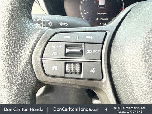 Used 2025 Honda HR-V LX image 25