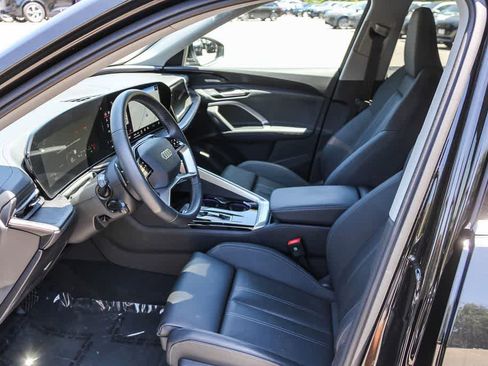 Used 2025 Audi Q5 Prestige AWD/4WD image 19
