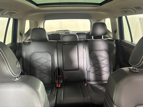 Certified 2024 Volkswagen Atlas SE w/ Panoramic Sunroof Package AWD/4WD image 13