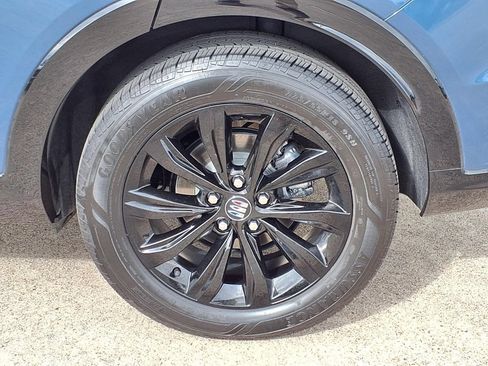 Used 2025 Buick Envista Sport Touring w/ Convenience I Package FWD image 30