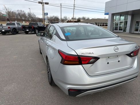 Used 2024 Nissan Altima 2.5 SV image 20
