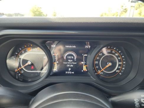 Used 2024 Jeep Wrangler Sport S image 25