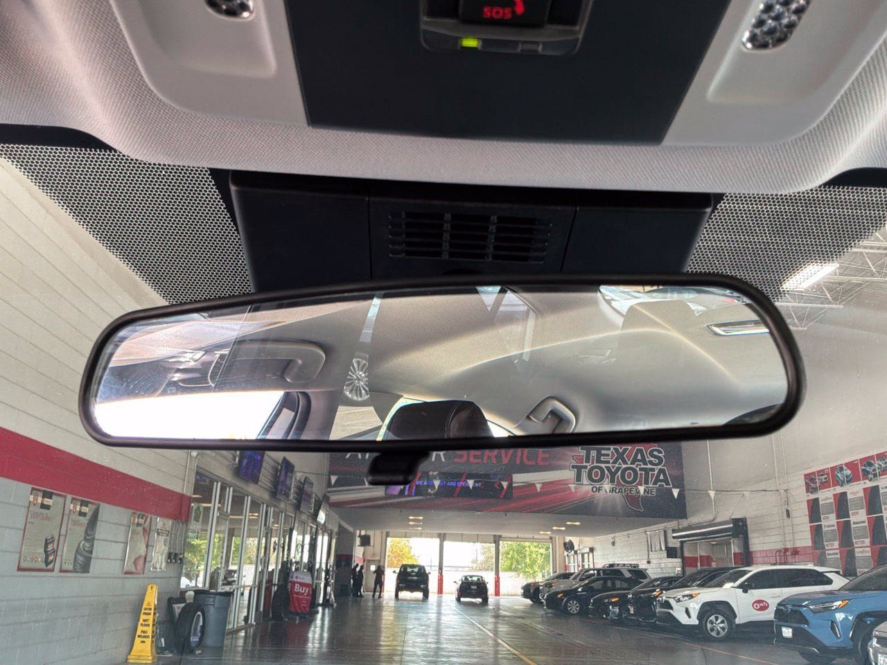 Used 2026 Toyota Camry LE FWD image 19