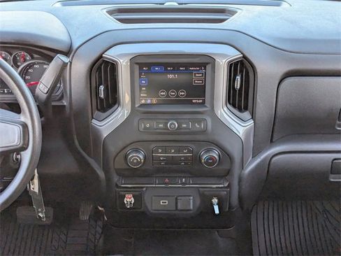 Used 2020 Chevrolet Silverado 2500 W/T image 16