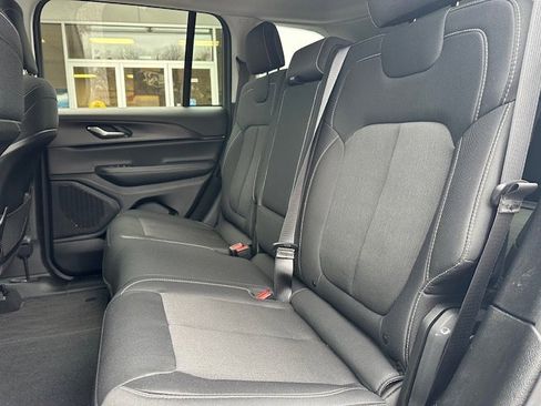 Certified 2024 Jeep Grand Cherokee Laredo X w/ Trailer Tow Package image 9