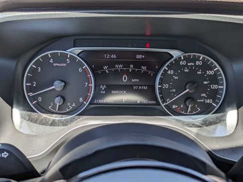 Used 2023 Nissan Rogue SL w/ SL Premium Package FWD image 32