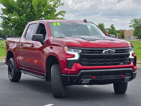 Used 2024 Chevrolet Silverado 1500 LT Trail Boss AWD/4WD image 4