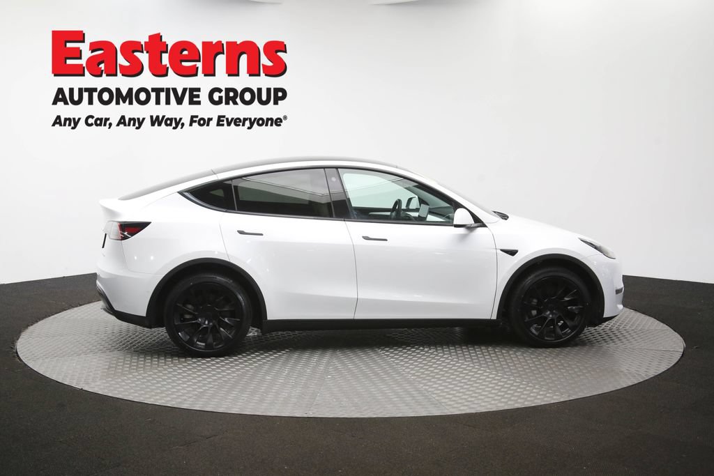 Used 2022 Tesla Model Y Long Range AWD/4WD image 41