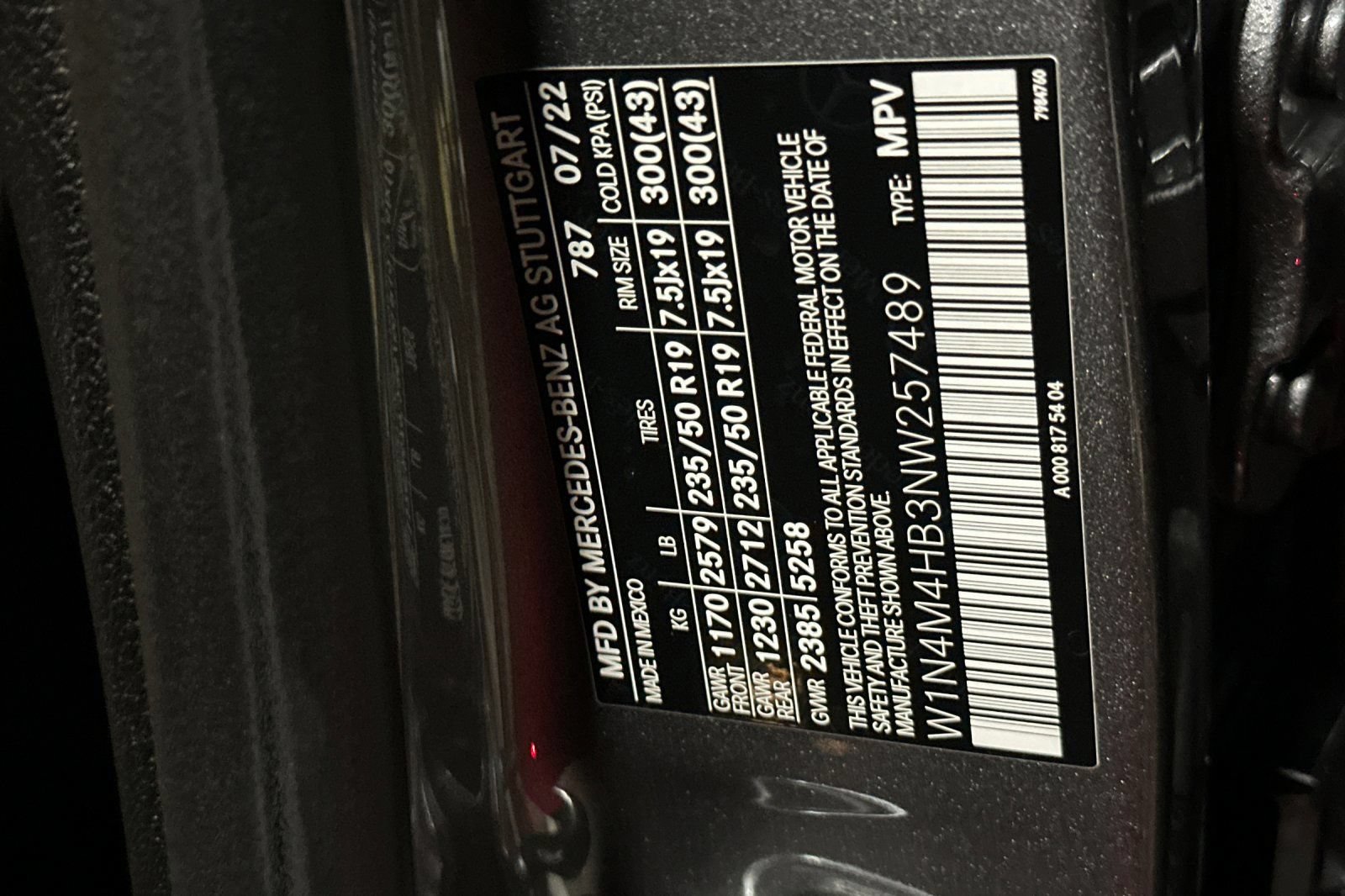 Used 2022 Mercedes-Benz GLB 250 4MATIC image 41