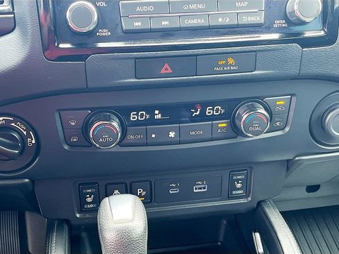 Used 2022 Nissan Frontier PRO-4X w/ Pro-4X Premium Package AWD/4WD image 16