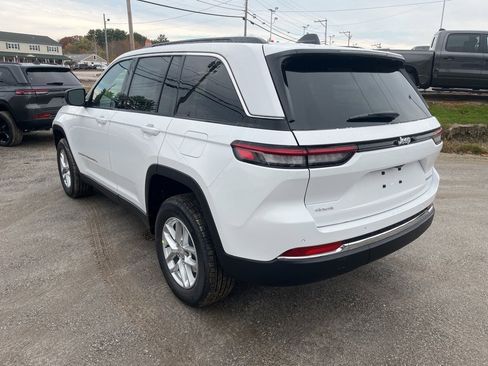 New 2025 Jeep Grand Cherokee Laredo X image 5