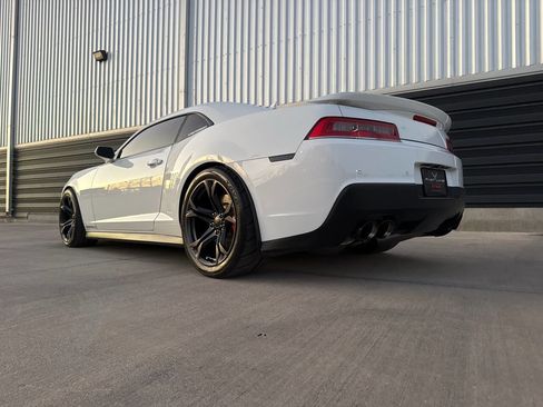 Used 2014 Chevrolet Camaro ZL1 RWD image 34