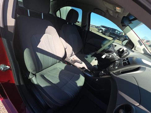 Used 2012 Chevrolet Sonic LT image 11