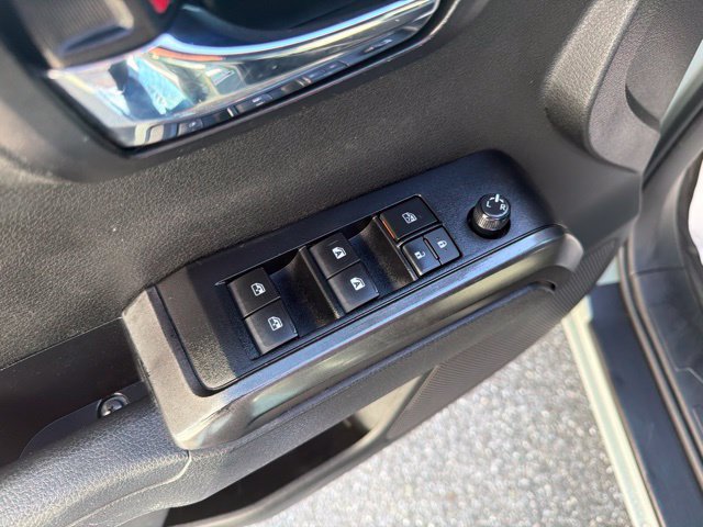 Used 2022 Toyota Tacoma TRD Sport AWD/4WD image 12