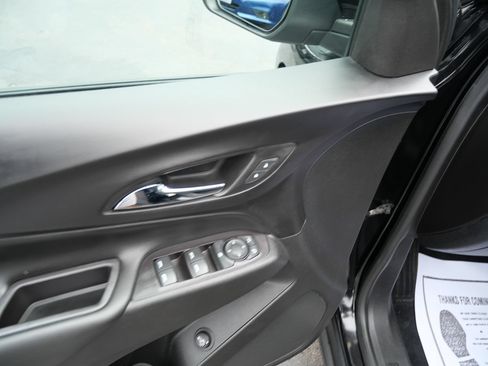 Used 2019 Chevrolet Equinox LT AWD/4WD image 20