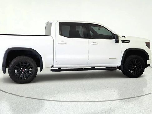 Used 2023 GMC Sierra 1500 Elevation AWD/4WD image 7