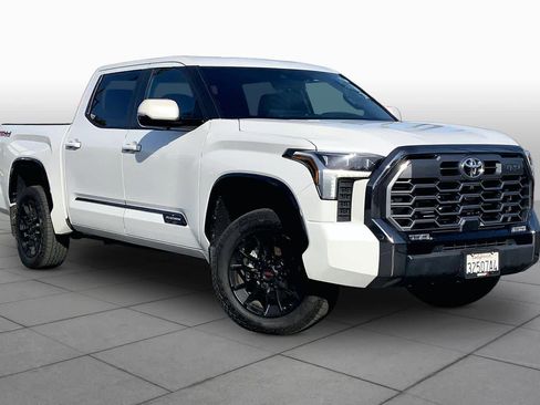 Used 2024 Toyota Tundra Platinum AWD/4WD image 2