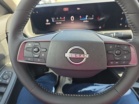 New 2026 Nissan Sentra SV w/ SV Convenience Package FWD image 8