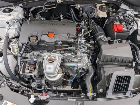 New 2026 Honda HR-V Sport image 15