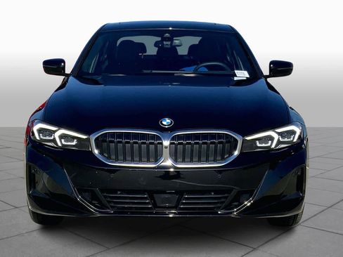 Certified 2025 BMW 330i Sedan image 3