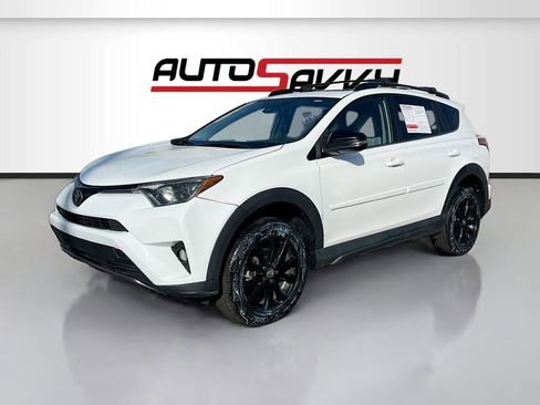 Used 2018 Toyota RAV4 Adventure AWD/4WD image 3