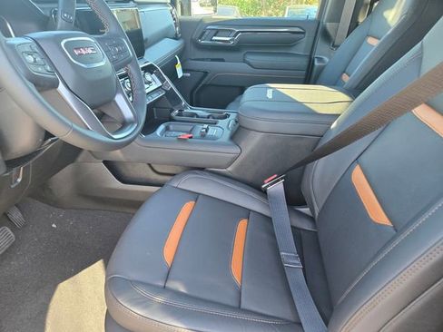 New 2026 GMC Sierra 2500 AT4 w/ AT4 Premium Plus Package AWD/4WD image 22