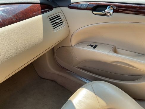 Used 2011 Buick Lucerne CXL FWD image 13