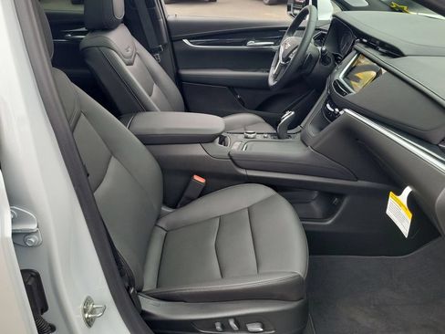 Used 2026 Cadillac XT5 Premium Luxury w/ Driver Assist Package FWD image 28