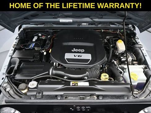 Used 2015 Jeep Wrangler Sport AWD/4WD image 45